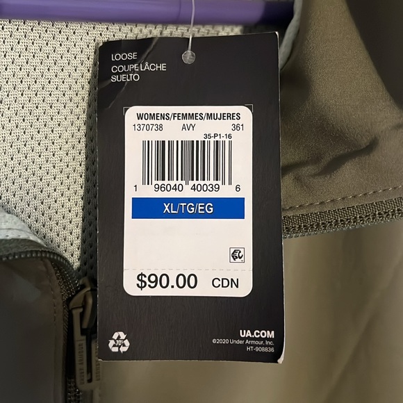 Under armour windbreaker (woman’s XL) - Picture 2 of 4